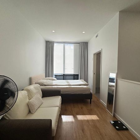 The Convenient Corner Apartment Wellington Exterior foto